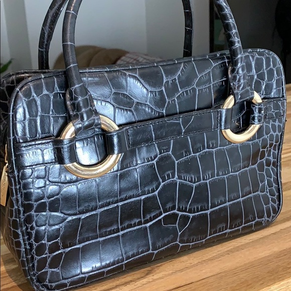 ANTONIO MELANI Croc Embossed Leather Purse - Picture 2 of 14